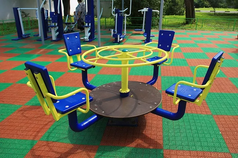Оборудование для детских и спортивных уличных площадок 2
